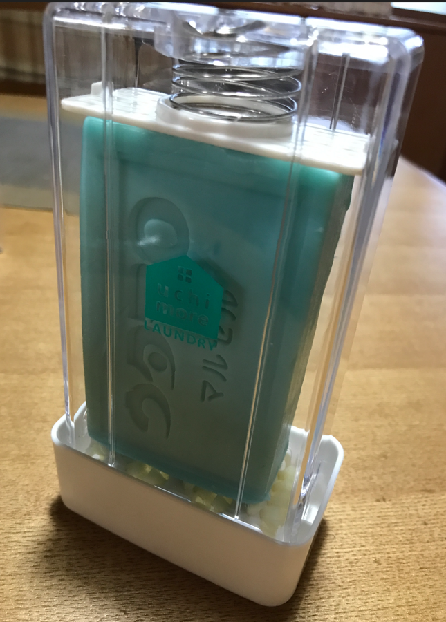 ブラシ付きウタマロケース